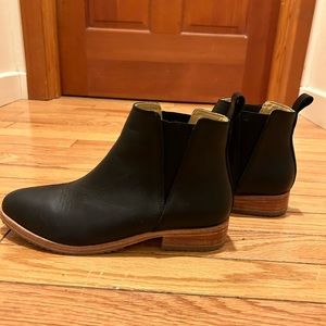 Nisolo Eva Everyday Chelsea Boot